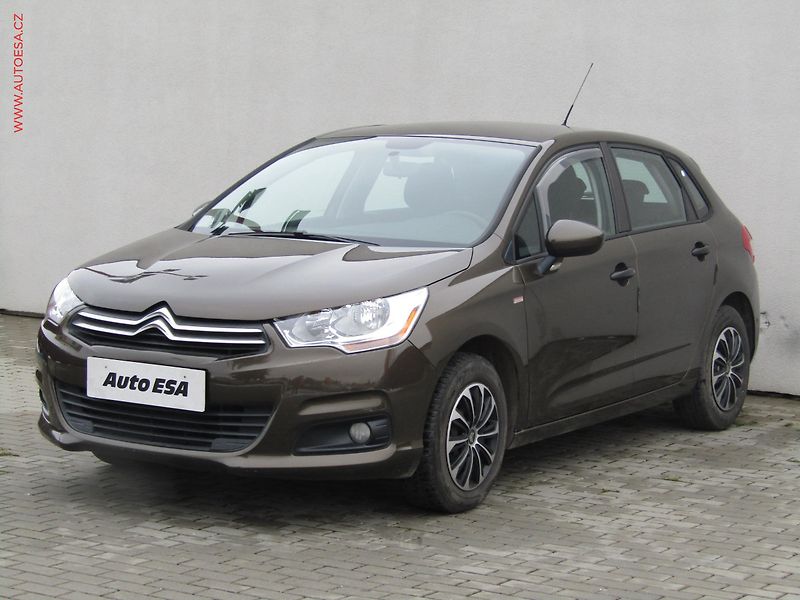 Citroën C4 (2011) 1.4i, ČR - fotka 3 z 15