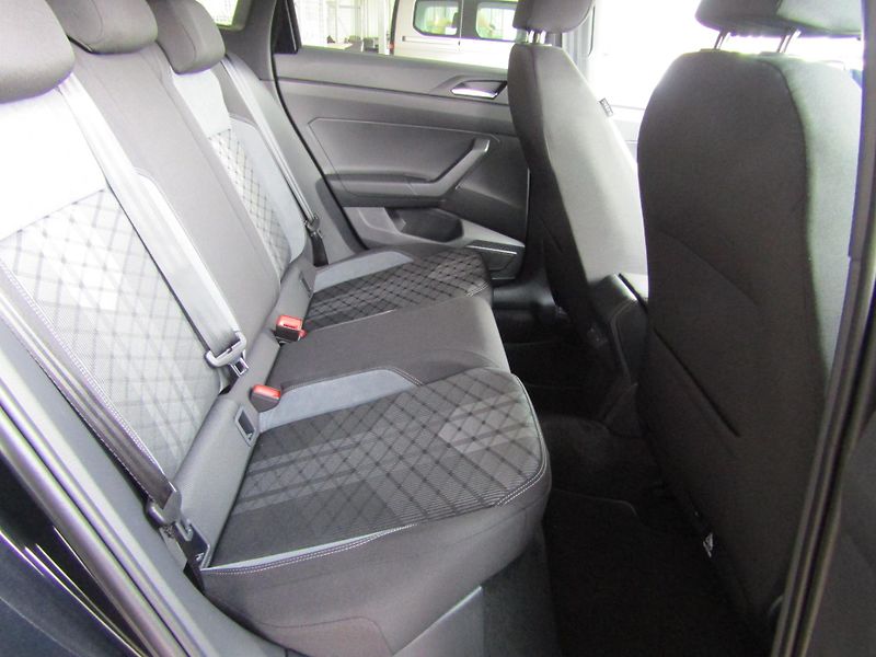 Volkswagen Taigo (2025) R-Line People 1,5 TSI 110 kW 7 - fotka 26 z 30
