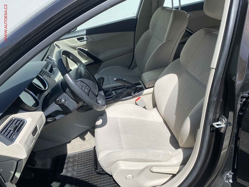 Peugeot 508 (2011) 2.0HDI, 1.maj,ČR, servis - fotka 9 z 16