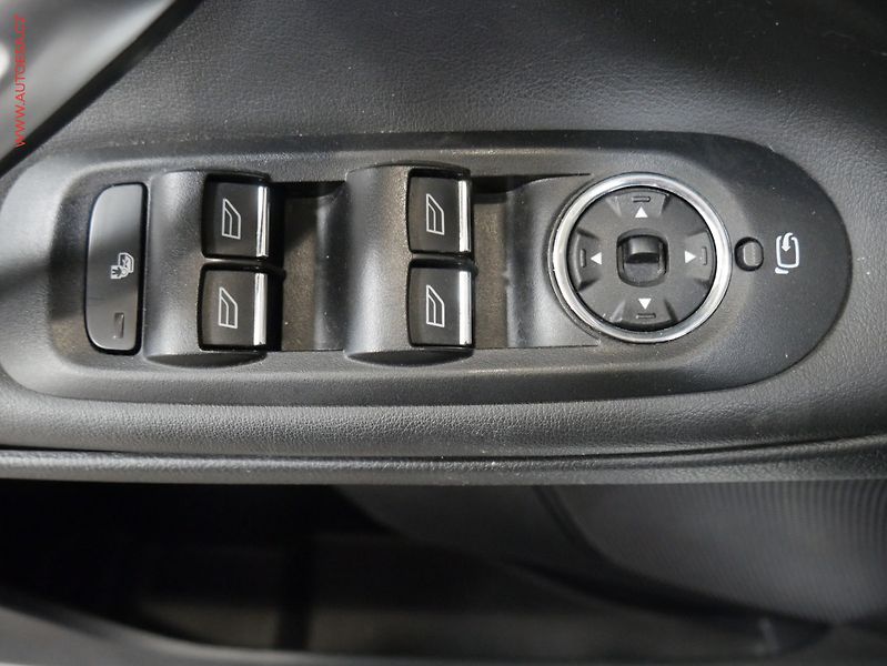 Ford S-MAX (2013) 2.2 TDCi, Titanium S, AT - fotka 24 z 24