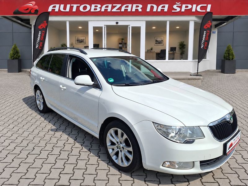 Škoda Superb (2012) 2.0TDI 125kW 6MAN 4X4 - fotka 2 z 27