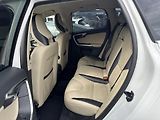 Volvo XC60 2,4 D3 R-DESIGN AWD AT - náhled 17