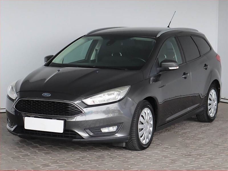 Ford Focus (2016) 1.5 TDCi, Tempomat - fotka 2 z 20