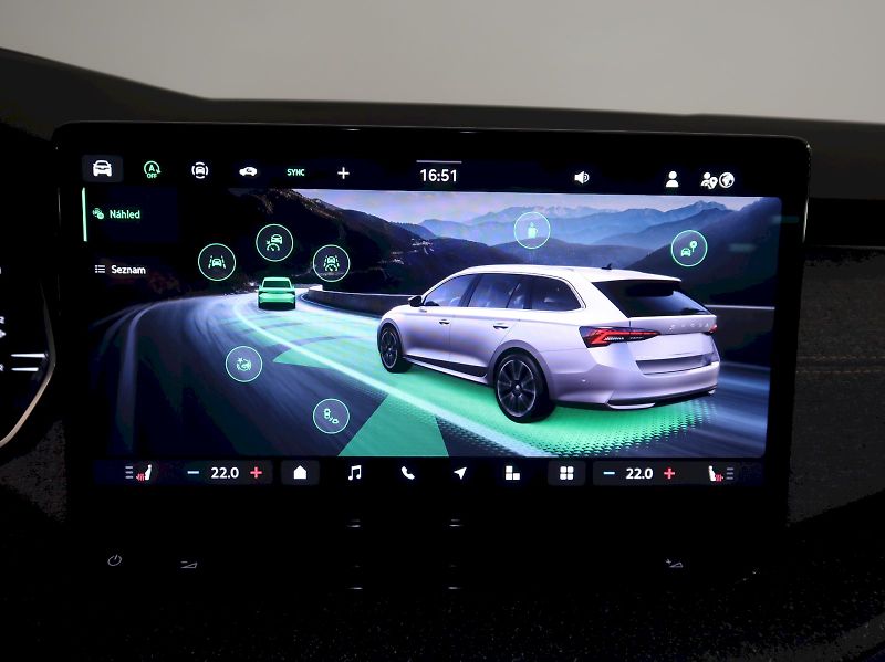 Škoda Octavia (2025) TOP SELECTION 1.5TSI M-HEV 110 - fotka 24 z 38