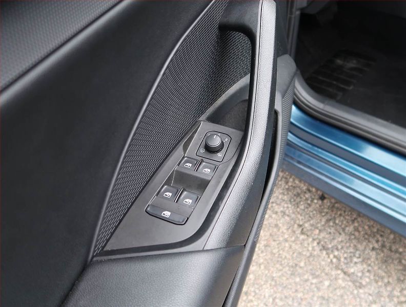 Škoda Octavia (2022) 2.0 TDI, Automat, Navi - fotka 17 z 22