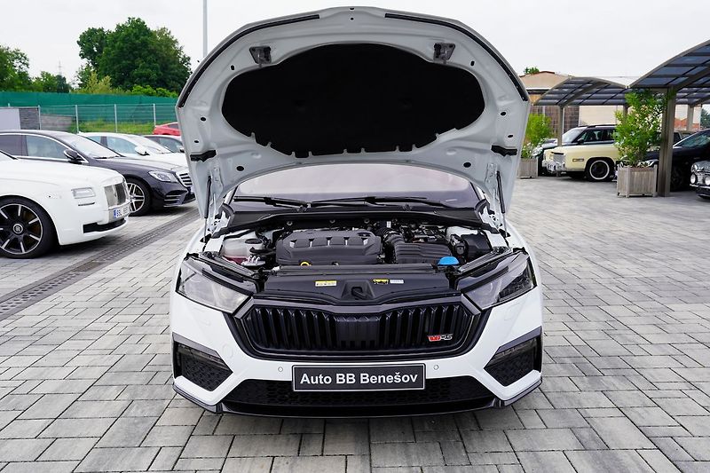 Škoda Octavia RS 2.0 TDI 4x4/147kW/DSG/ČR - fotka 9 z 45