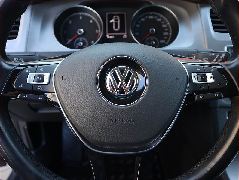 Volkswagen Golf (2015) 1.6 TDI, Serv.kniha, Tempomat - fotka 20 z 20