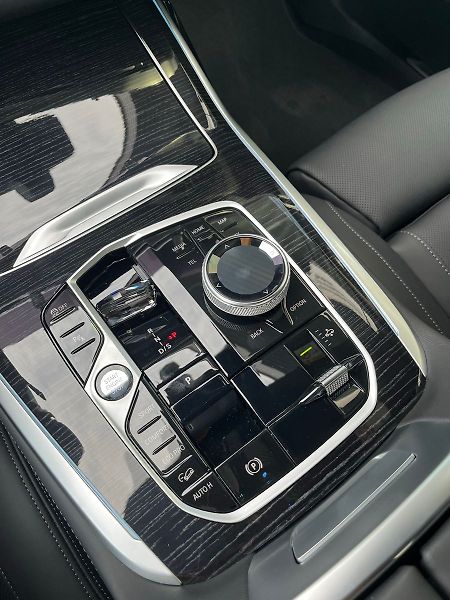 BMW X7 40ix Nezávislé Ventilace Masáž - fotka 27 z 27