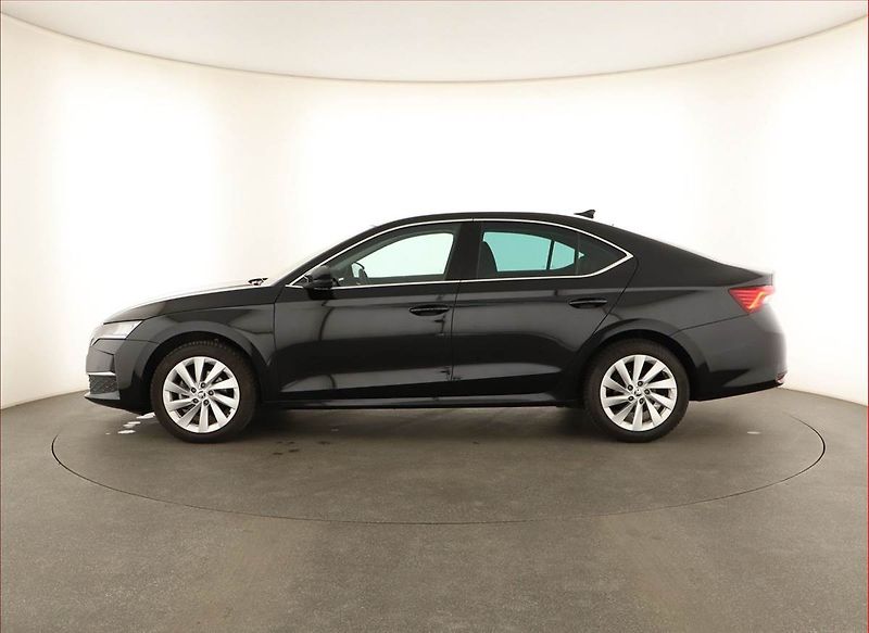 Škoda Octavia (2024) Top Selection 2.0 TDI - fotka 3 z 17