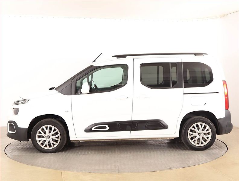 Citroën Berlingo (2020) Feel 1.5 BlueHDi, 5Míst, SR - fotka 3 z 17