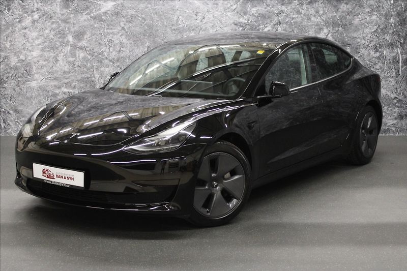 Tesla Model 3 0,0 Standard plus zánovní - fotka 1 z 26