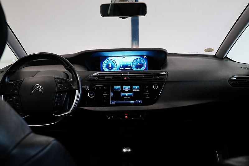 Citroën Grand C4 Picasso - fotka 5 z 6