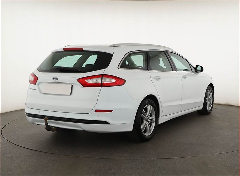 Ford Mondeo (2017) 2.0 TDCI, Automat, Navi - fotka 5 z 21