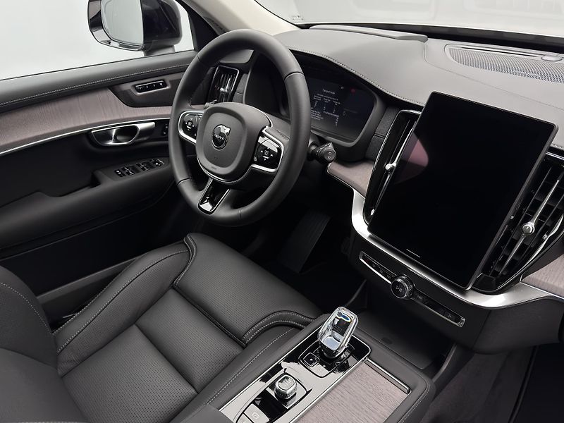 Volvo XC90 (2026) T8 AWD Plug-in DARK PLUS 7m - fotka 27 z 27