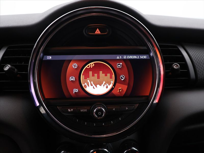 Mini Cooper 2,0 225kW JCW GP3 CZ DPH - fotka 15 z 32