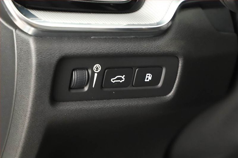 Volvo V60 (2020) T8 Polestar - fotka 13 z 20