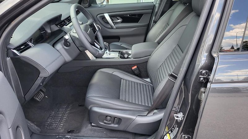 Land Rover Discovery Sport (2022) 2,0 SE D165 AWD Aut. - fotka 10 z 22