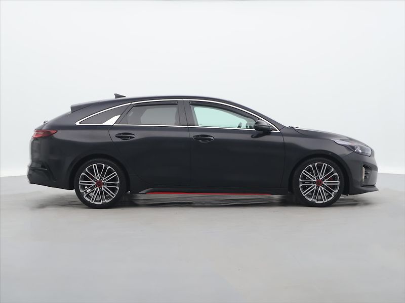 Kia ProCeed GT 1,6 T-GDI 150kW DCT CZ - fotka 8 z 34