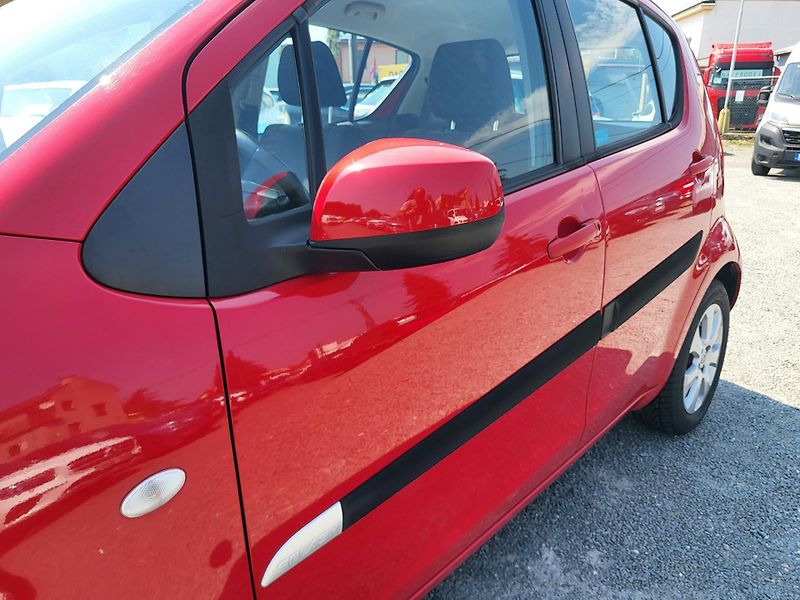 Suzuki Splash 1.2 i 63kW GL/AC - fotka 29 z 39