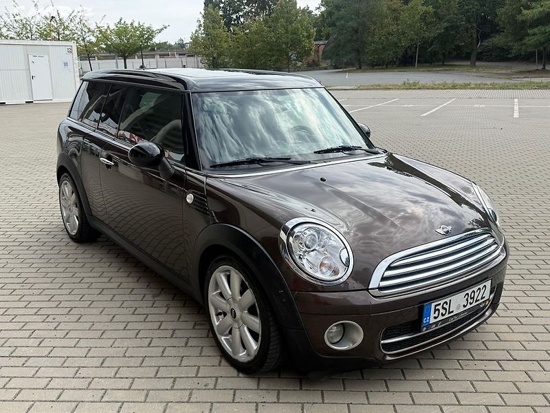 Mini Clubman (2008) 1.6D, 80kw Automat - fotka 7 z 22