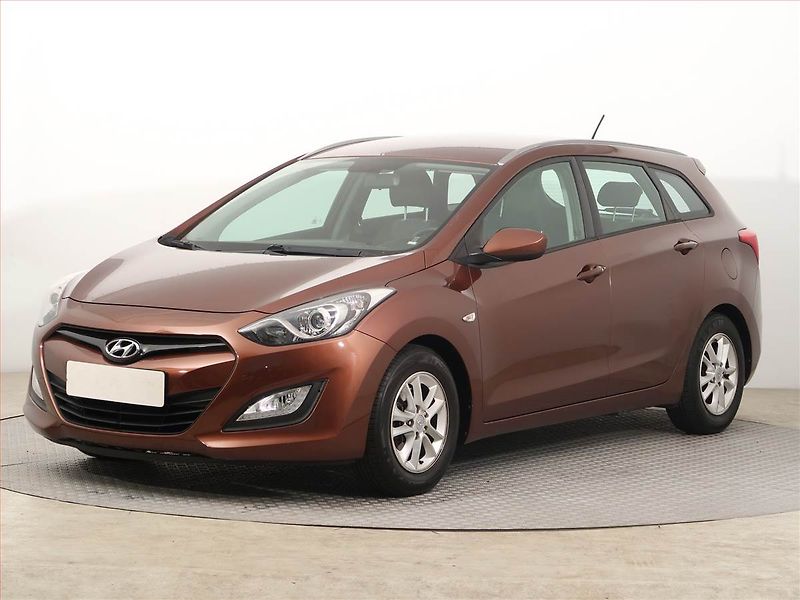 Hyundai i30 (2013) 1.6 MPI, ČR,1.maj, Serv.kniha - fotka 2 z 13