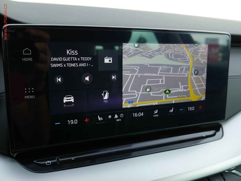 Škoda Octavia (2020) 1.5 TSi, Ambition, LED, navi - fotka 16 z 19