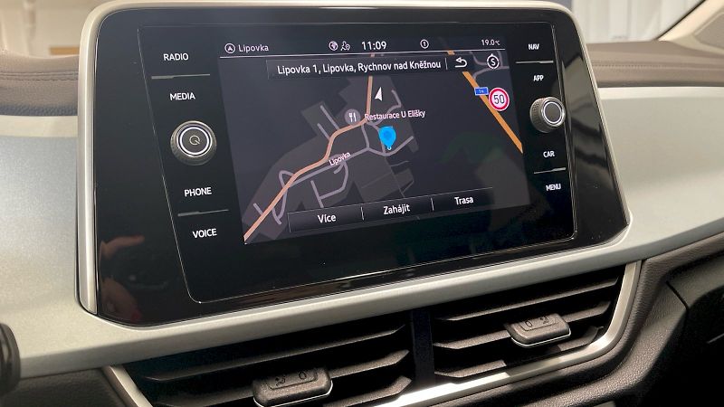Volkswagen T-Roc (2025) Life GOAL 1.0 TSI 85kW - fotka 23 z 31