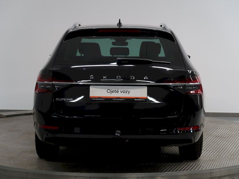 Škoda Superb (2019) STYLE 2.0TDI 110KW DSG TAŽNÉ N - fotka 9 z 43