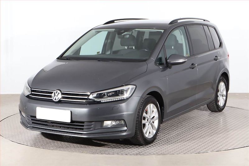 Volkswagen Touran (2017) 1.6 TDI, Serv.kniha, Tempomat - fotka 2 z 23