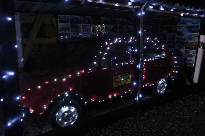 Vánočně nazdobené Auto retro muzeum v Litvínově.