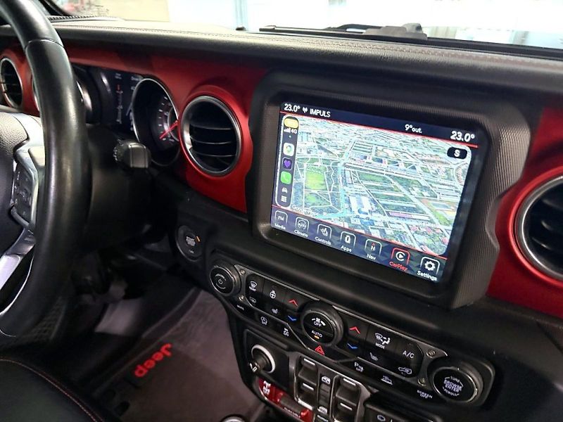 Jeep Wrangler (2022) Unlimited JL 2.0T 4x4 272k AT8 - fotka 17 z 24