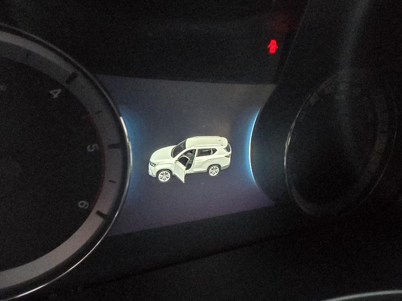 SsangYong Rexton 2.2-4x4-TAŽNÉ 3t-AUTOMAT - fotka 33 z 34