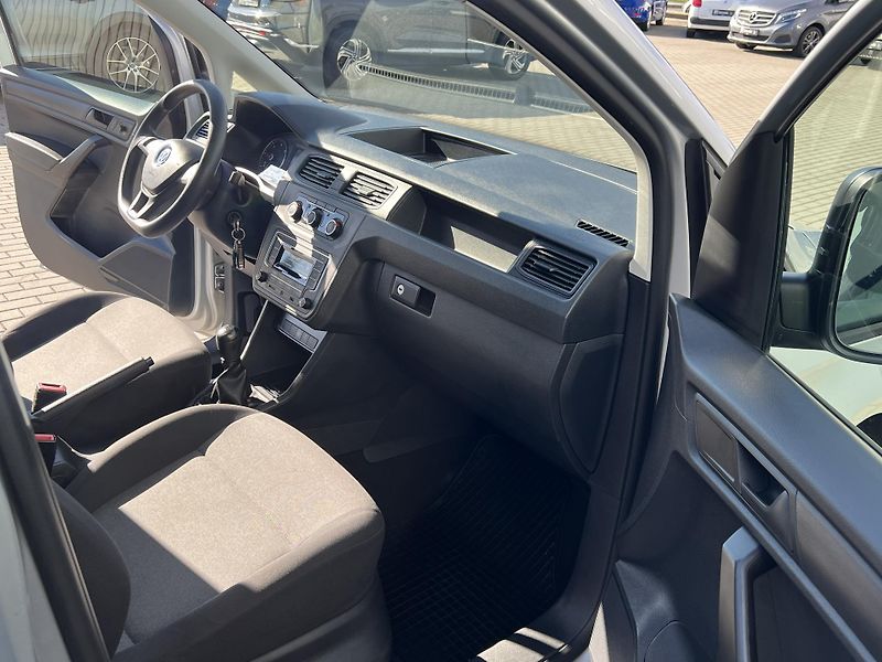 Volkswagen Caddy (2019) 2,0TDi 55kW - fotka 22 z 25