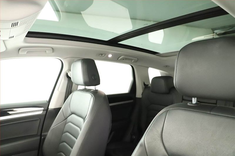 Volkswagen Touareg (2020) 3.0 TDI - fotka 16 z 18