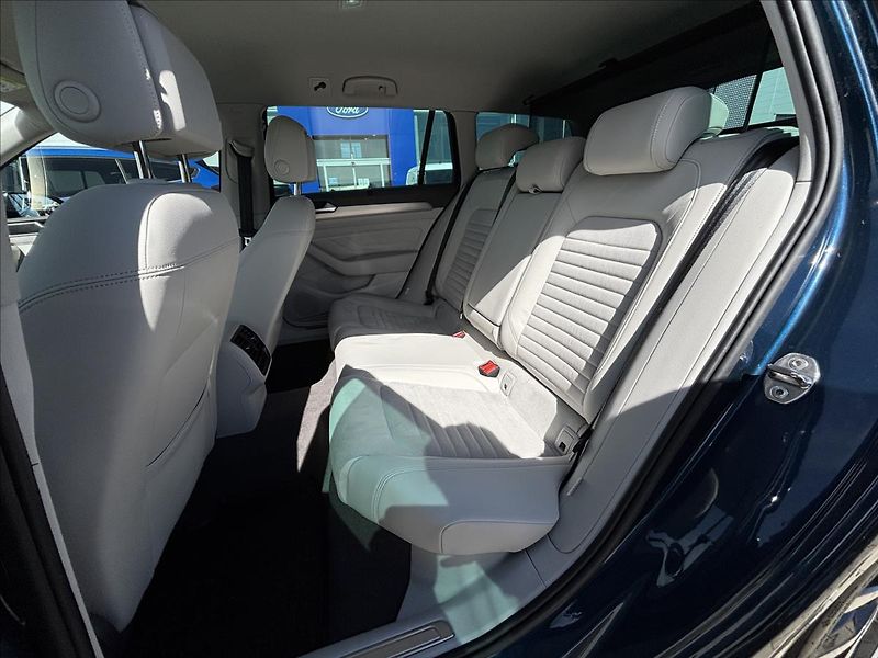 Volkswagen Passat 2,0 TDI 147kW 4MOT DSG - fotka 14 z 31