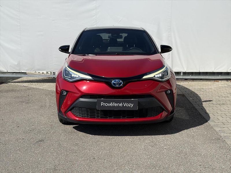 Toyota C-HR 2,0 Selection Black Alcantara - fotka 2 z 20