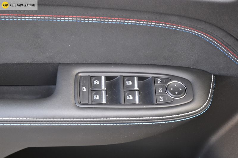 Renault Arkana ESPRIT ALPINE MHEV 160 EDC - fotka 54 z 58