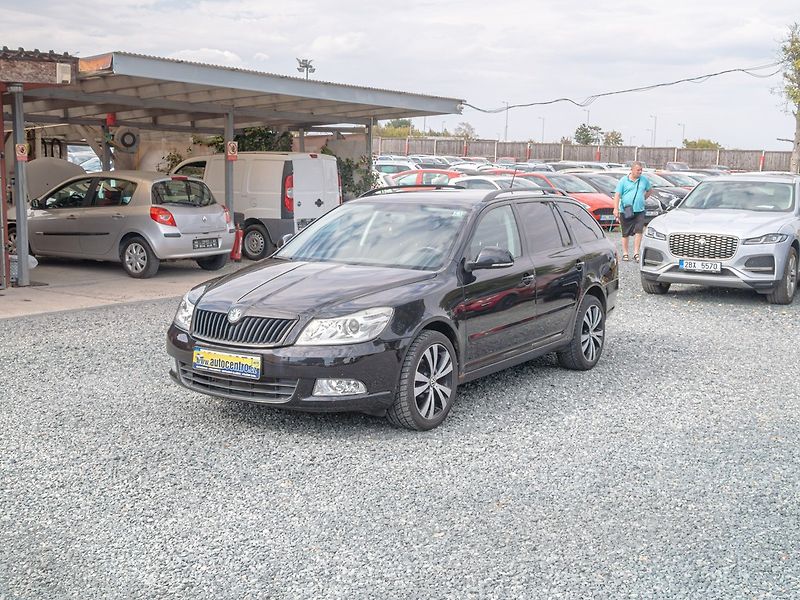 Škoda Octavia (2011) 1.2T 77KW – VÝBAVA - fotka 1 z 41