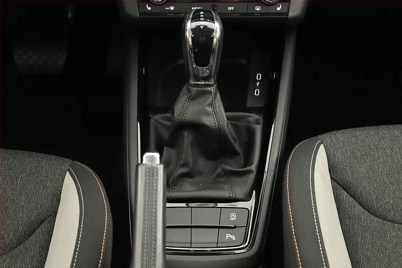 Škoda Scala (2023) Style 1.0 TSI, Automat, ČR - fotka 12 z 14