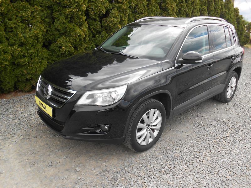 Volkswagen Tiguan 4x4,XENONY,DSG. - fotka 3 z 40