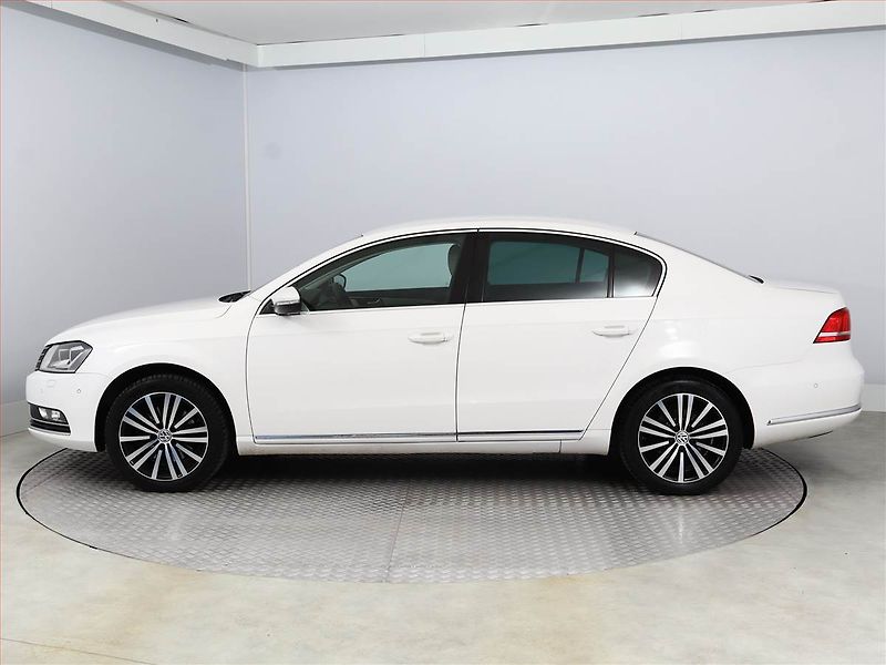 Volkswagen Passat (2014) Highline 1.4 TSI EcoFuel - fotka 3 z 18