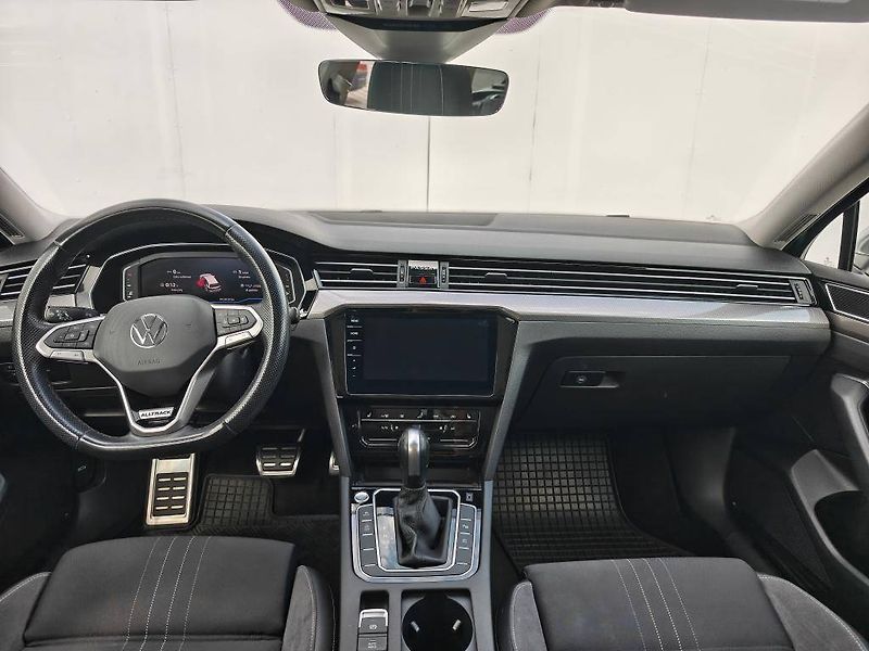 Volkswagen Passat Alltrack 4Motion DSG 2,0TDI - fotka 11 z 25