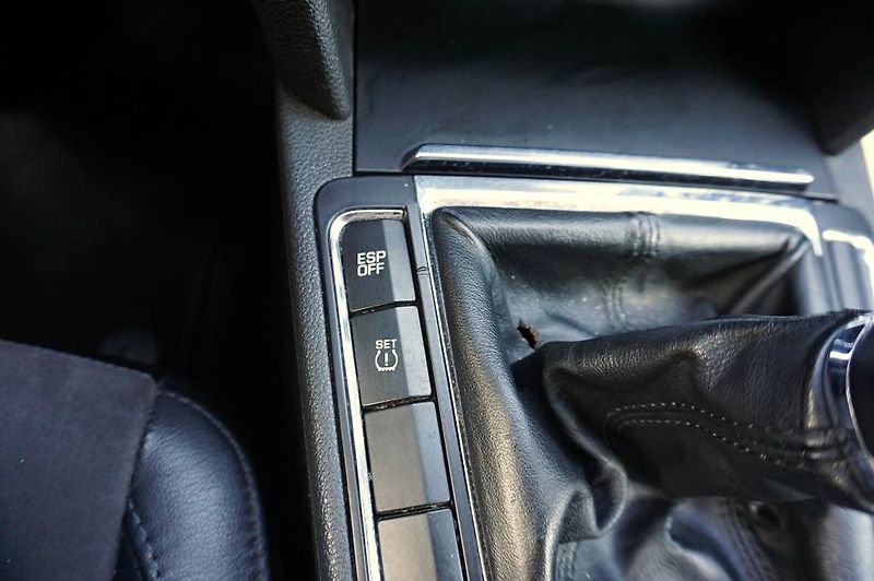 Škoda Superb (2008) ELEGANCE 2,0 TDI 125 kW - fotka 31 z 45