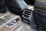 BMW Řada 7 740d xDrive Masáž/NezTop/360°/ - náhled 32