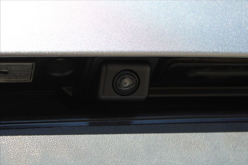 Renault Arkana 1,3 TCe  ČR,1.MAJ,A/T,INTENS - fotka 33 z 38