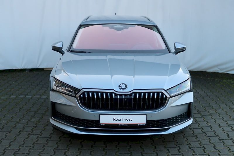 Škoda Superb (2024) Combi Laurin & Klement 2,0 TDi - fotka 23 z 31