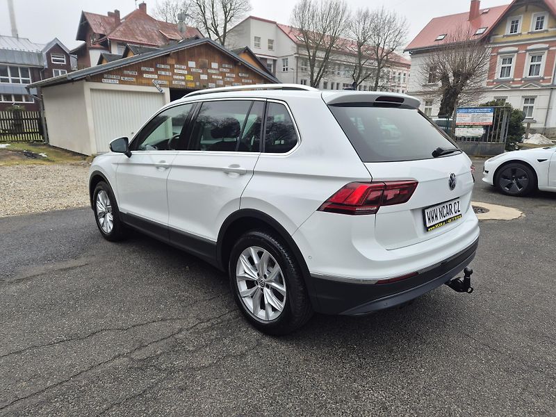 Volkswagen Tiguan 2,0TDi 140kw DSG 4x4 18ALU TZ - fotka 4 z 50