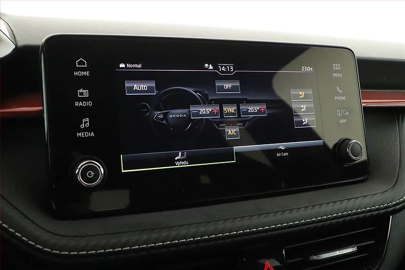 Škoda Fabia (2026) 1.0 TSI, MONTE CARLO, AUTOMAT - fotka 17 z 20