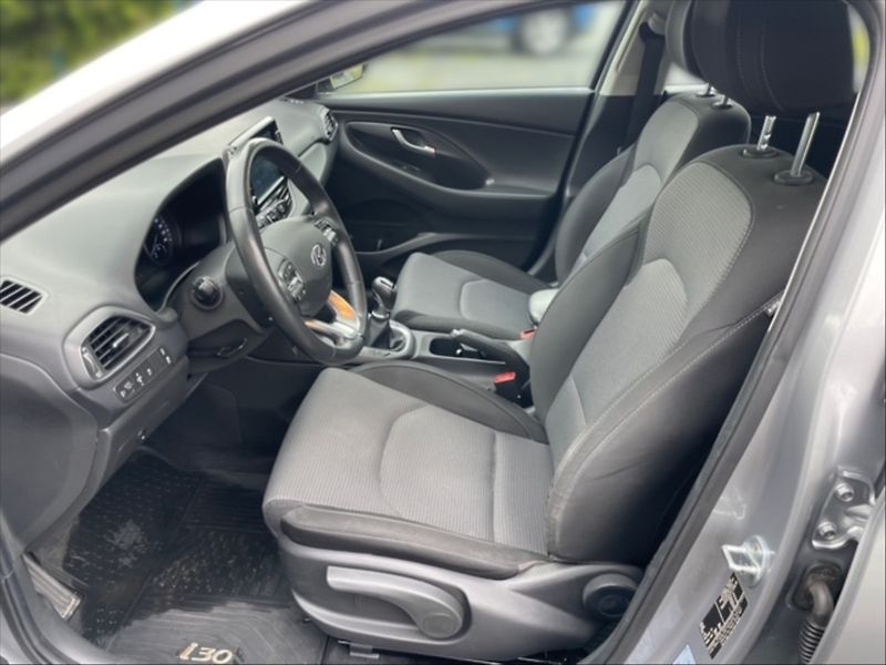 Hyundai i30 1,0 TGDI 120 Comfort - fotka 7 z 11