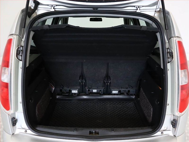 Škoda Roomster (2006) 1.4 16V, Serv.kniha, Tažné - fotka 11 z 12